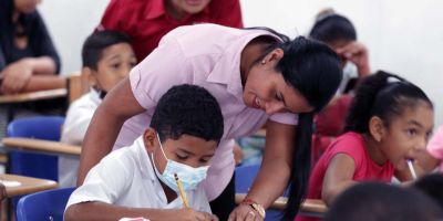 ‘Transformando Vidas’ refuerza la lectoescritura y las matemáticas en niños de Nuevo San Juan