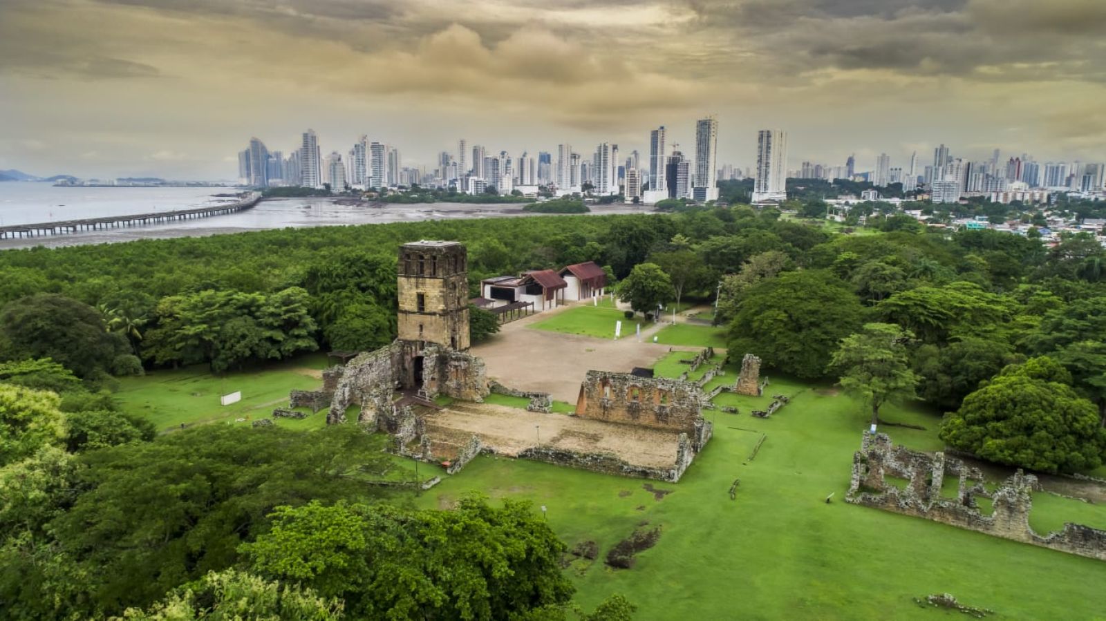 Felicidades en tus 503 años de fundación, mi querida Panamá.