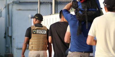 Migración advierte que deportará a extranjeros que no cumplan las leyes panameñas