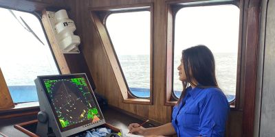 Yenifer Fernández, primera mujer latinoamericana observadora de barcos atuneros