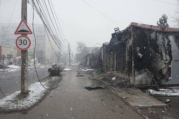 Rusos deportan por la fuerza a miles de residentes de Mariupol